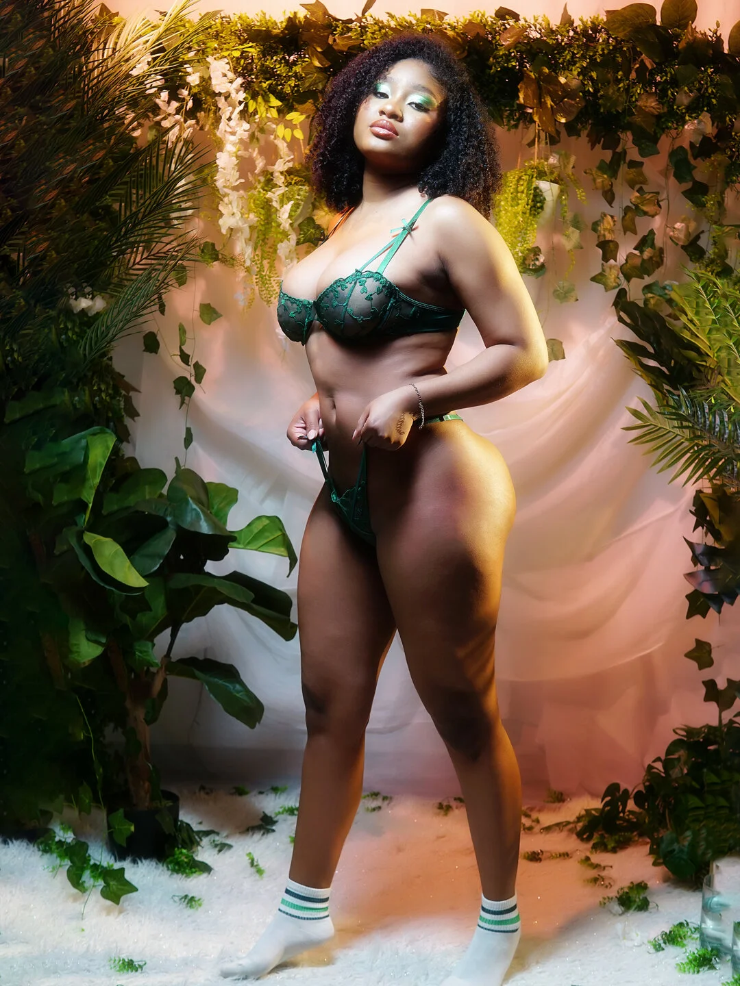 XXX Porn Photo of Nude ohrianagibson 170