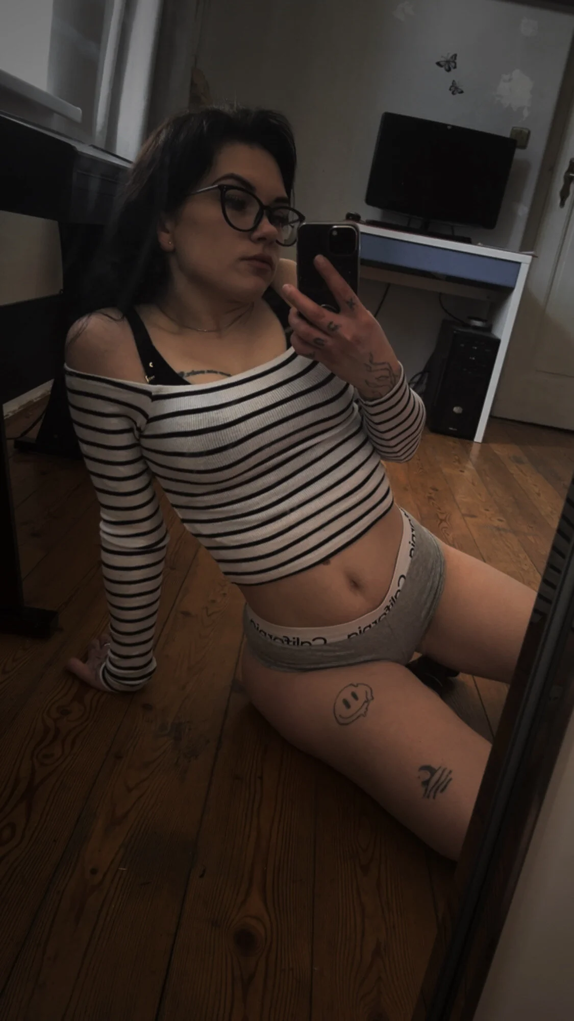 XXX Porn Photo of Nude LittleSweetBitch 1