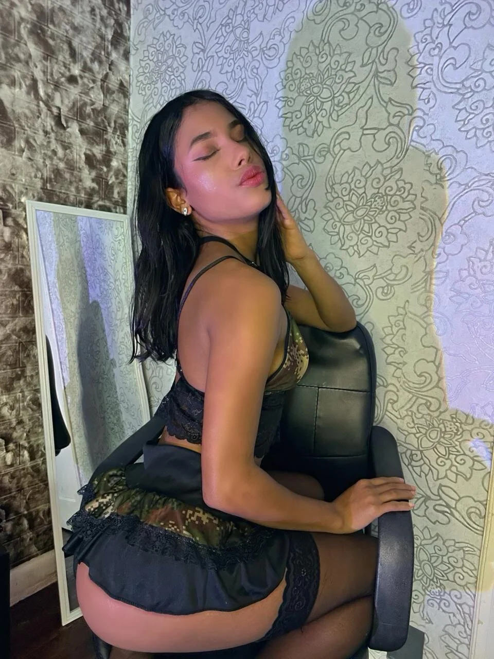 XXX Porn Photo of Nude EsmeraldaBlake 1
