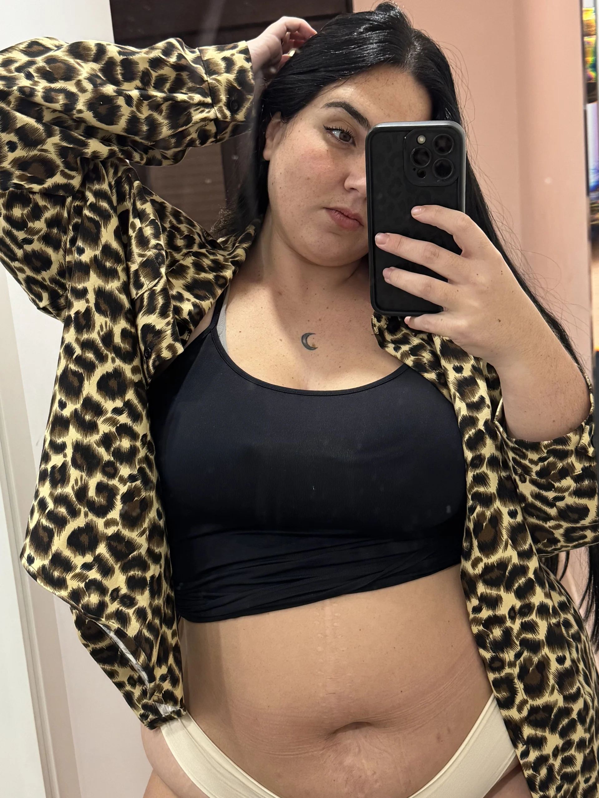 XXX Porn Photo of Nude ainaracurvyx 2