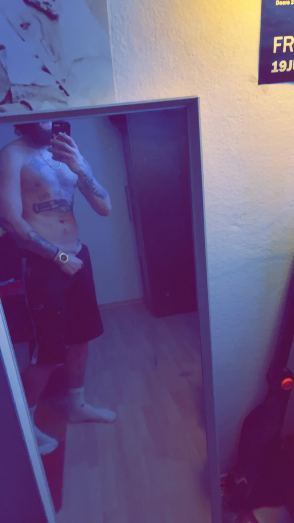 XXX Porn Photo of Nude max_modus 4