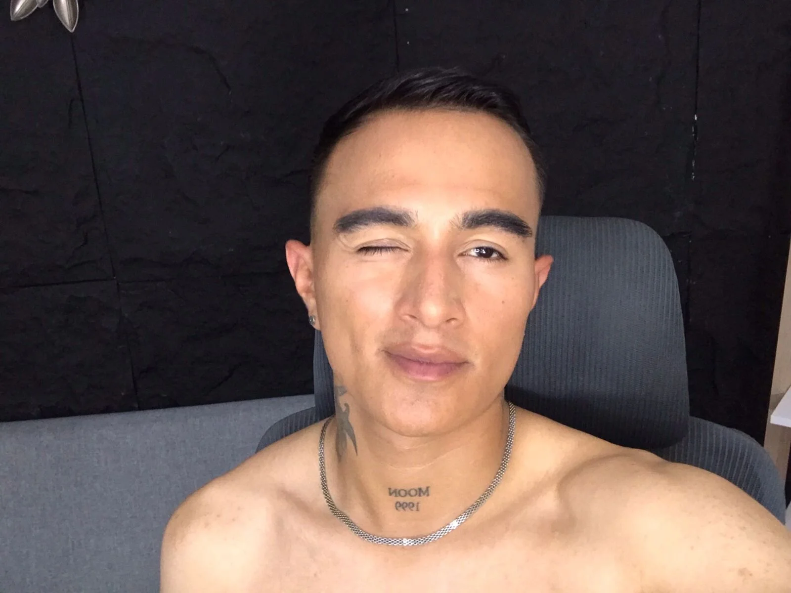 XXX Porn Photo of Nude LiamDeep 19