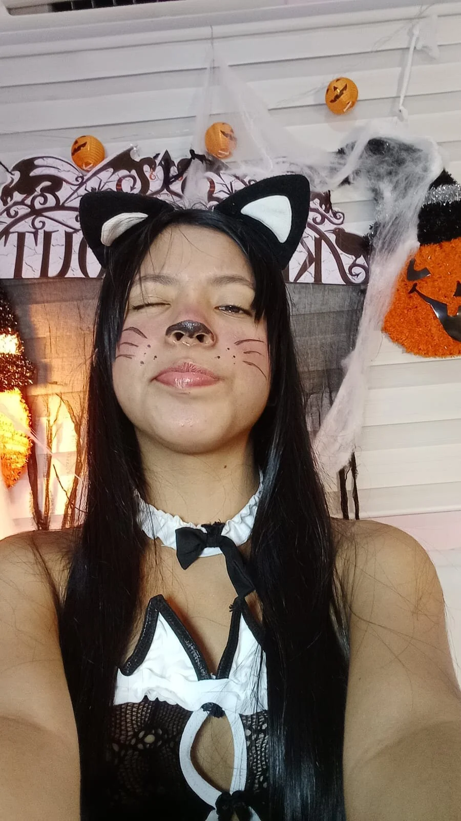 XXX Porn Photo of Nude emily_sweett24 31