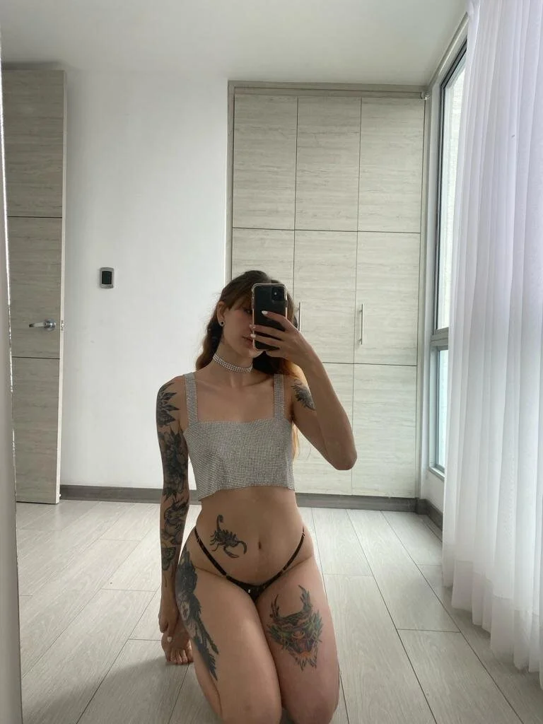 XXX Porn Photo of Nude Amy-Parrish 1