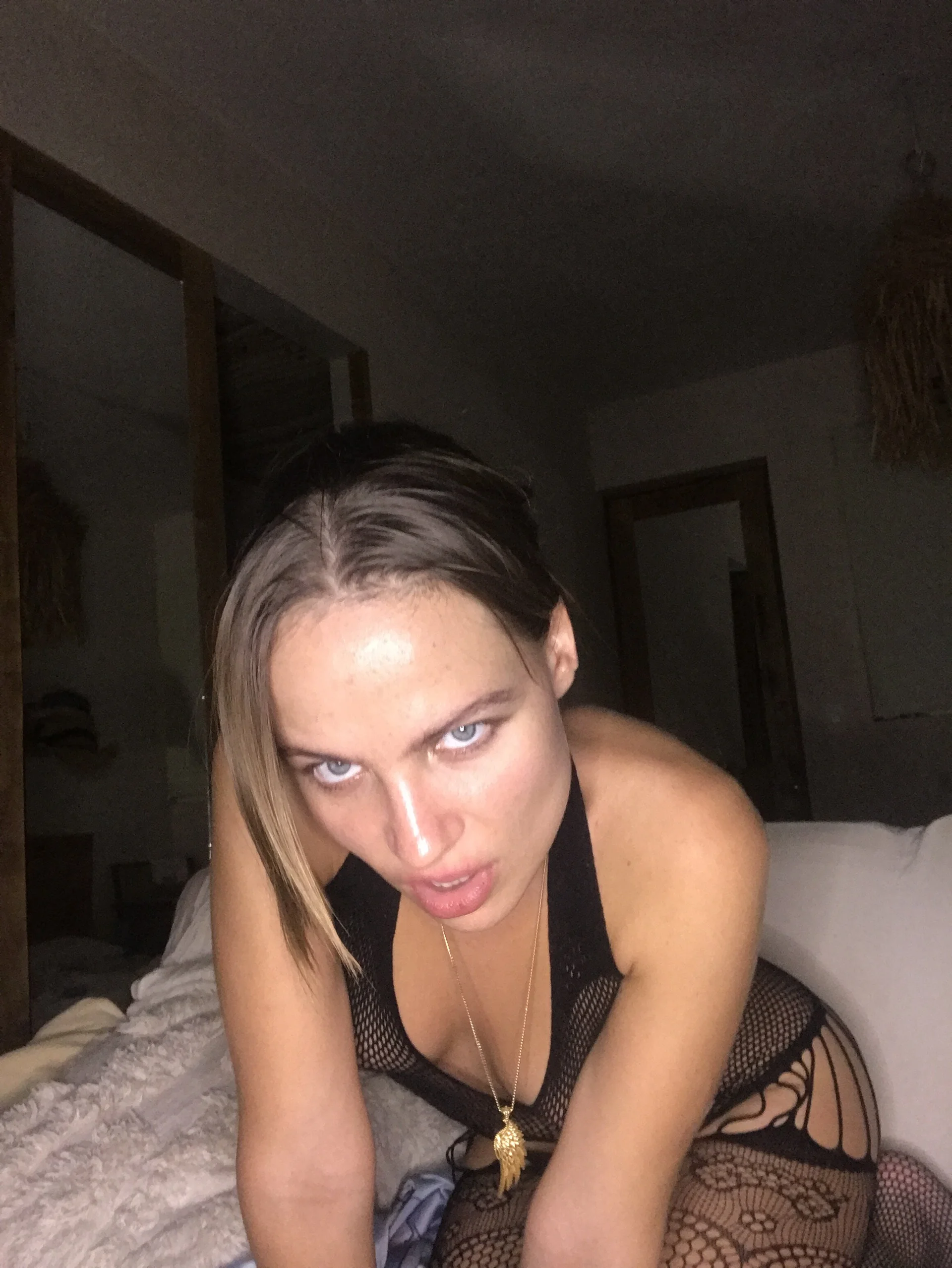 XXX Porn Photo of Nude REALMEANXTINA1 22