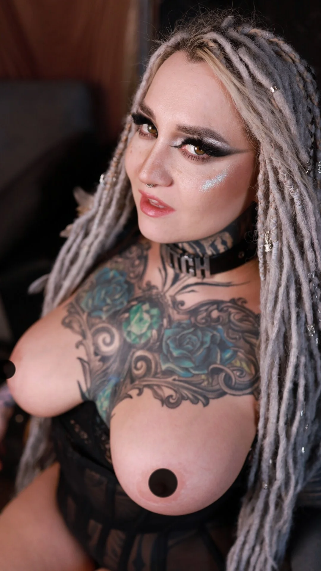 XXX Porn Photo of Nude MistressDarkSindel 2