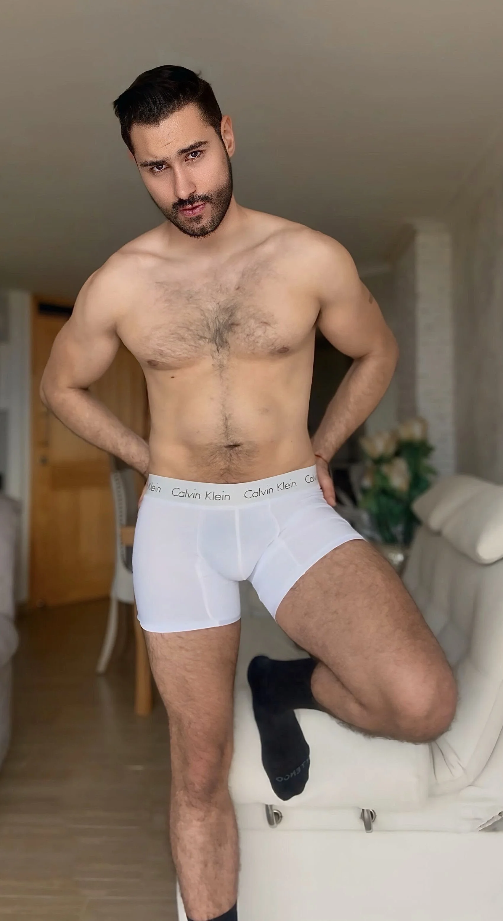 XXX Porn Photo of Nude Mateoking__ 16