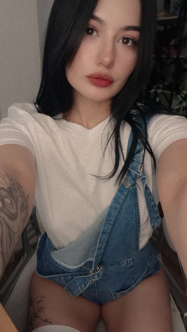 XXX Porn Photo of Nude Dark_Moni 16