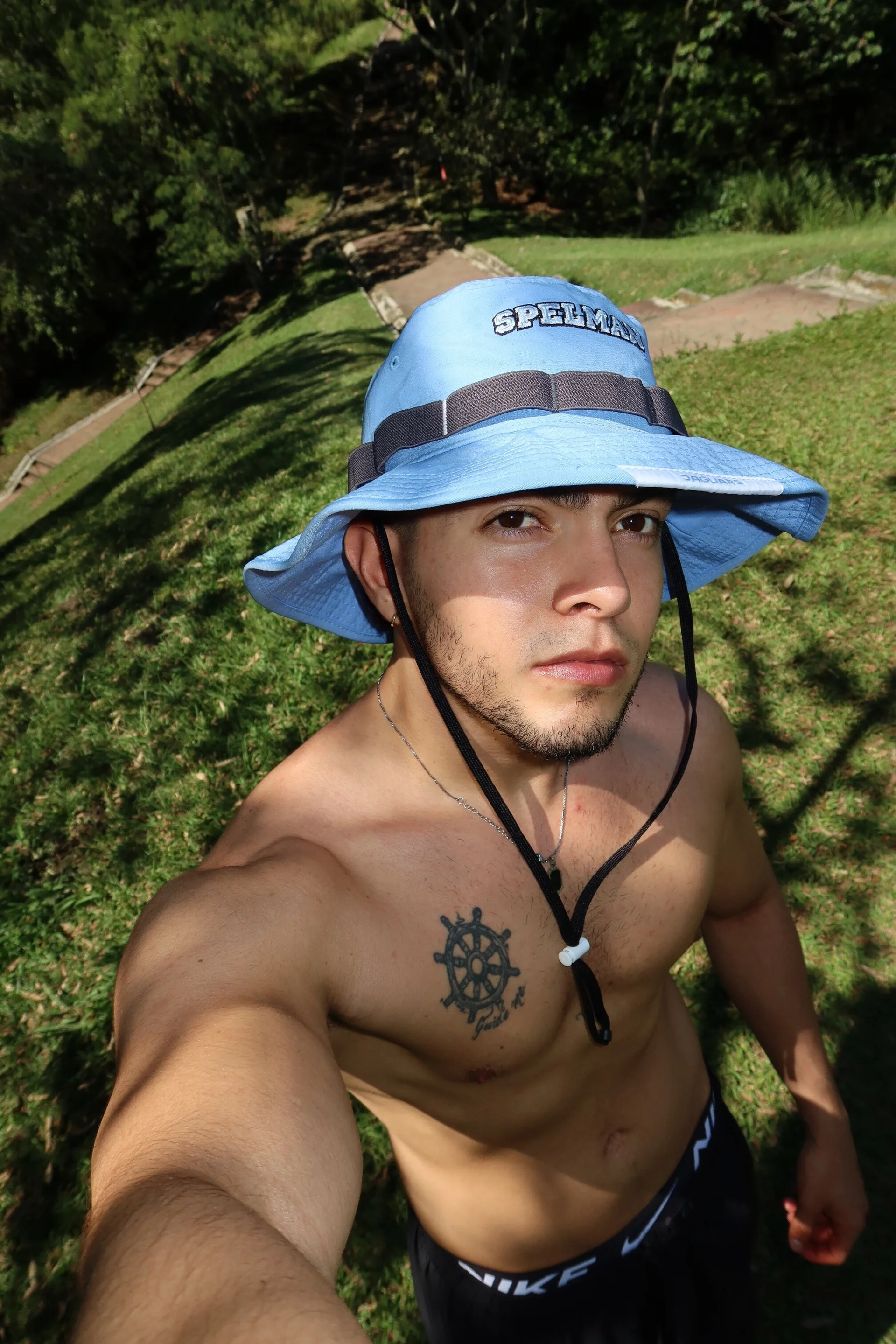 XXX Porn Photo of Nude GrantBlake 22
