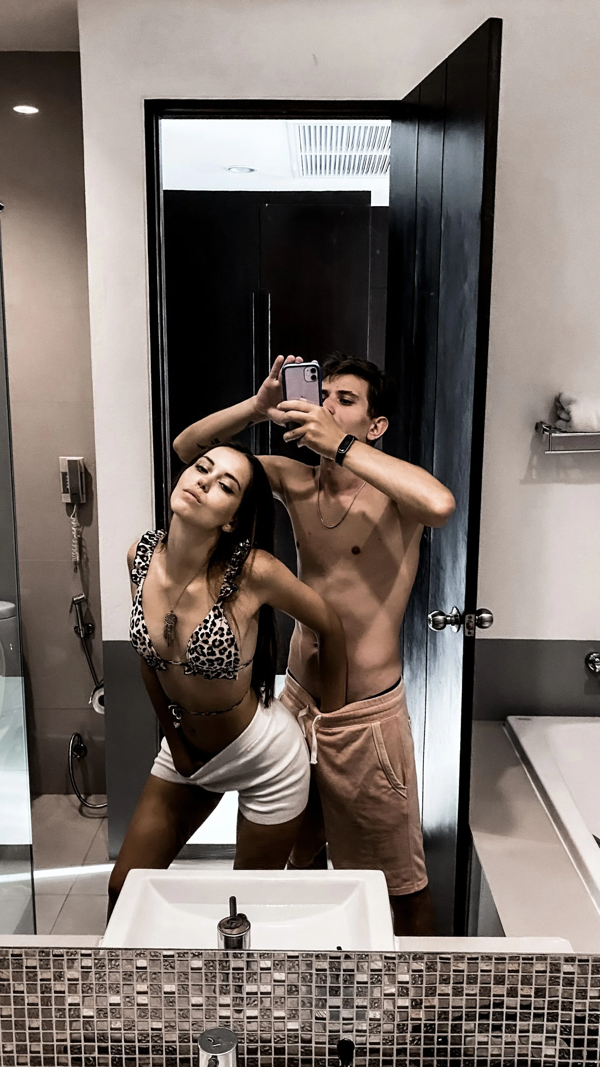 XXX Porn Photo of Nude TommyTiffany 1