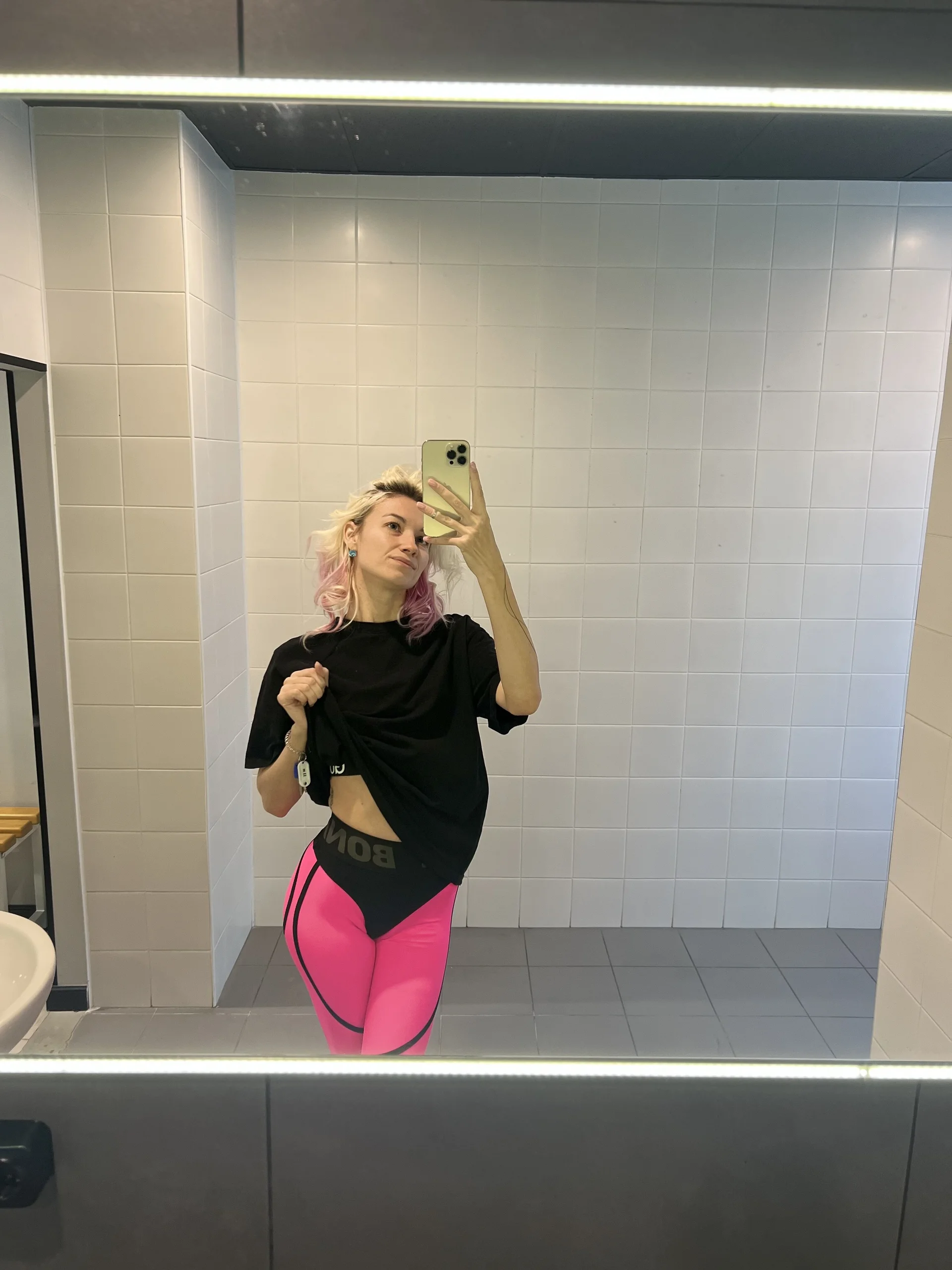 XXX Porn Photo of Nude MariMi1 2