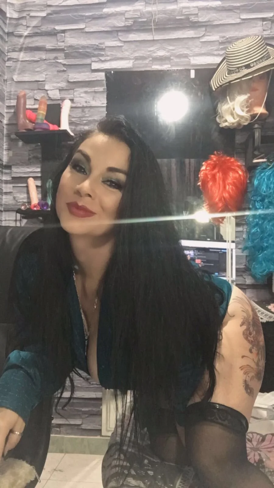XXX Porn Photo of Nude Cruela_deviil 2