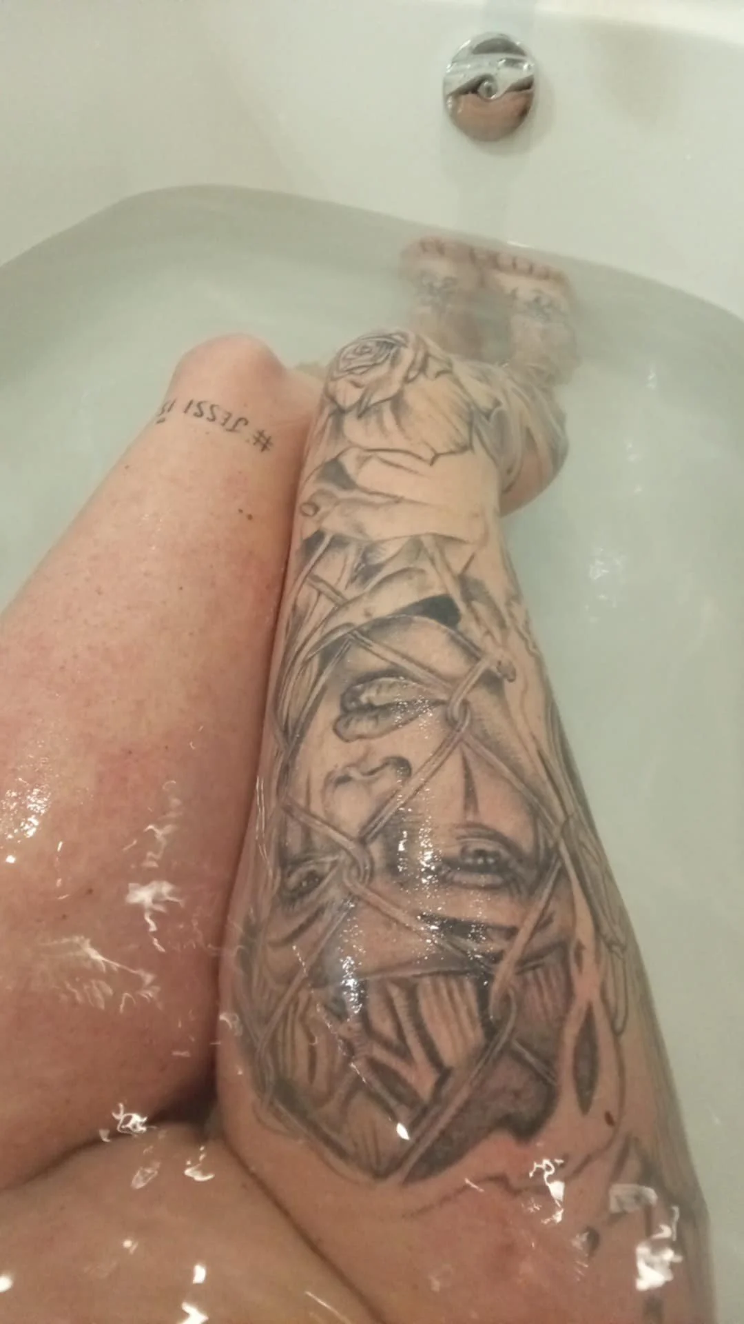 XXX Porn Photo of Nude xxxamysmanxxx 1