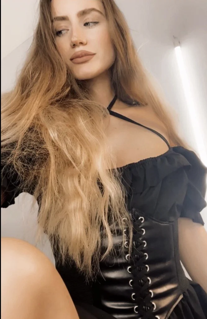 XXX Porn Photo of Nude Cloud_Stormi 9