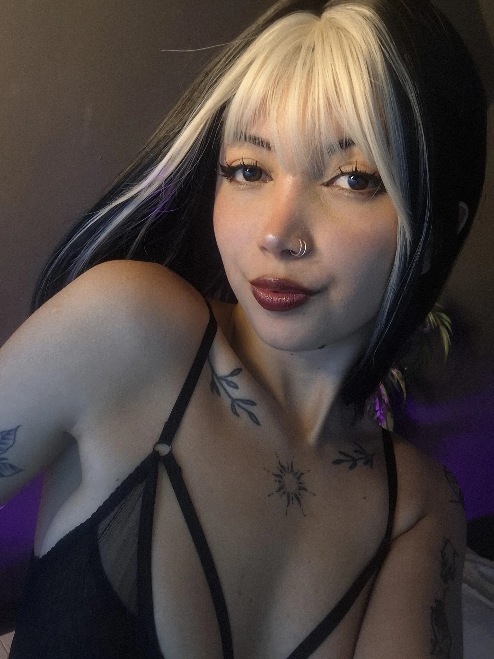 XXX Porn Photo of Nude Evelyn_R_ 8