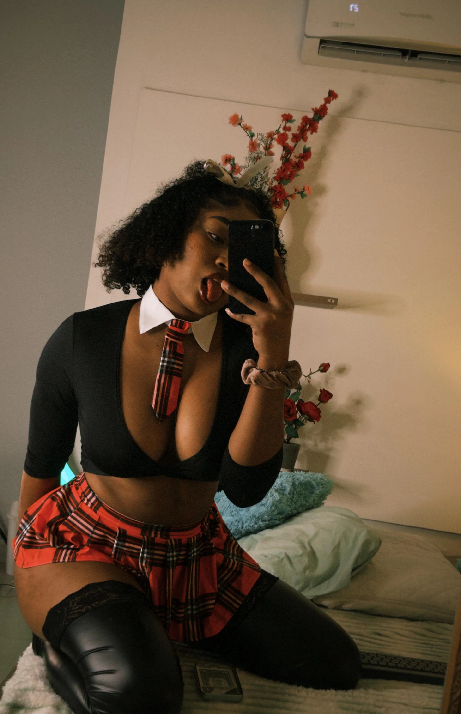 XXX Porn Photo of Nude ohrianagibson 88