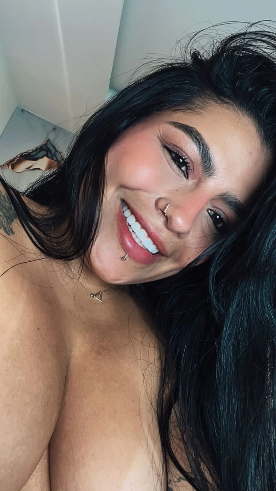 XXX Porn Photo of Nude kiana_cream 947