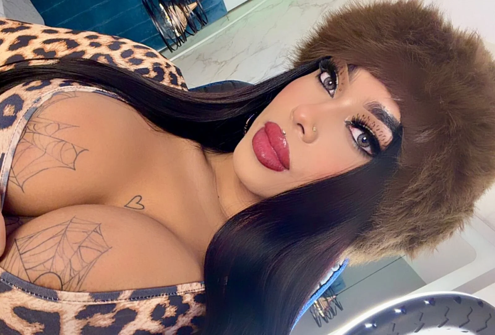 XXX Porn Photo of Nude tinaqueen_noa 196