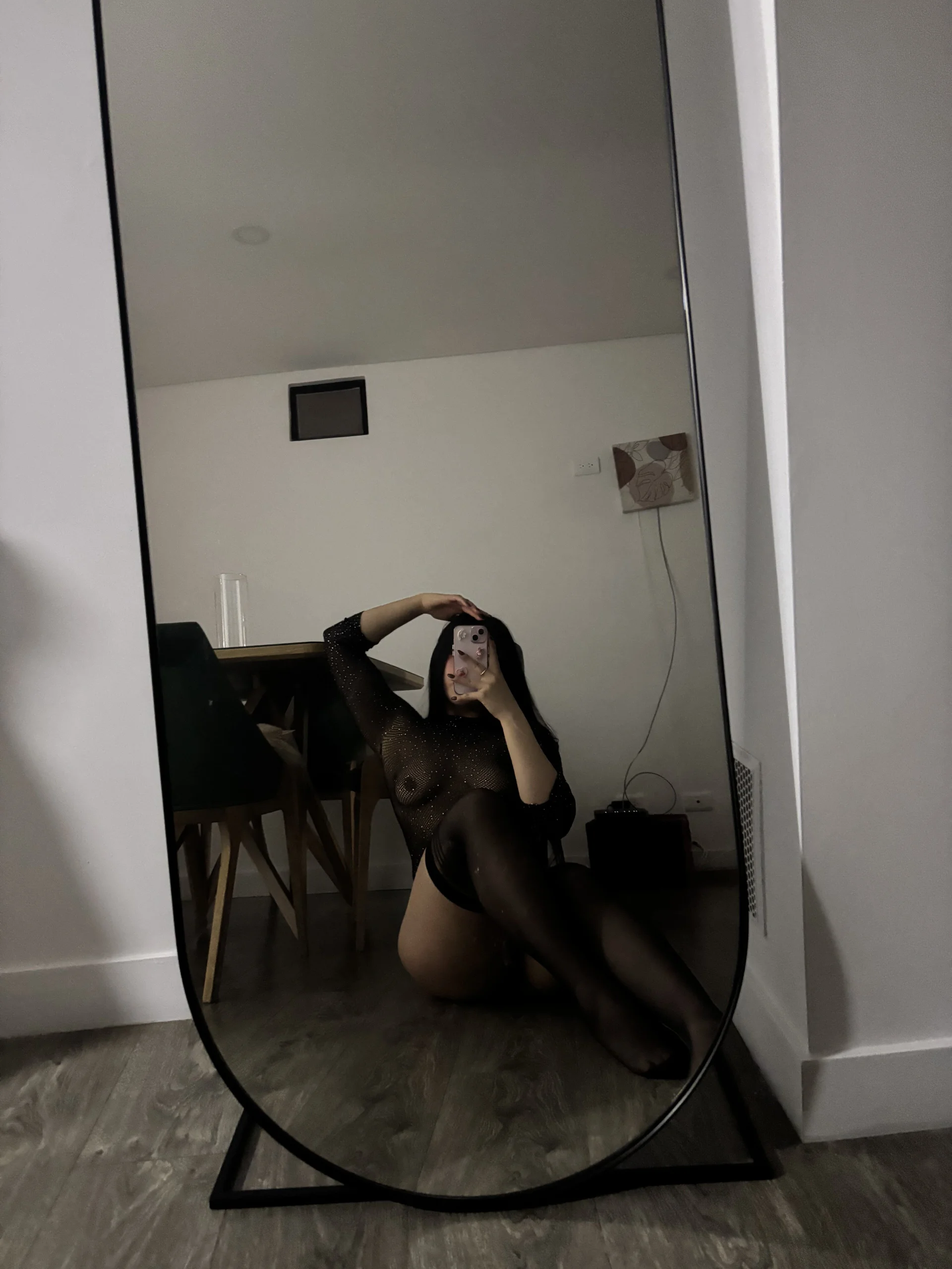 XXX Porn Photo of Nude Queen_liana 87
