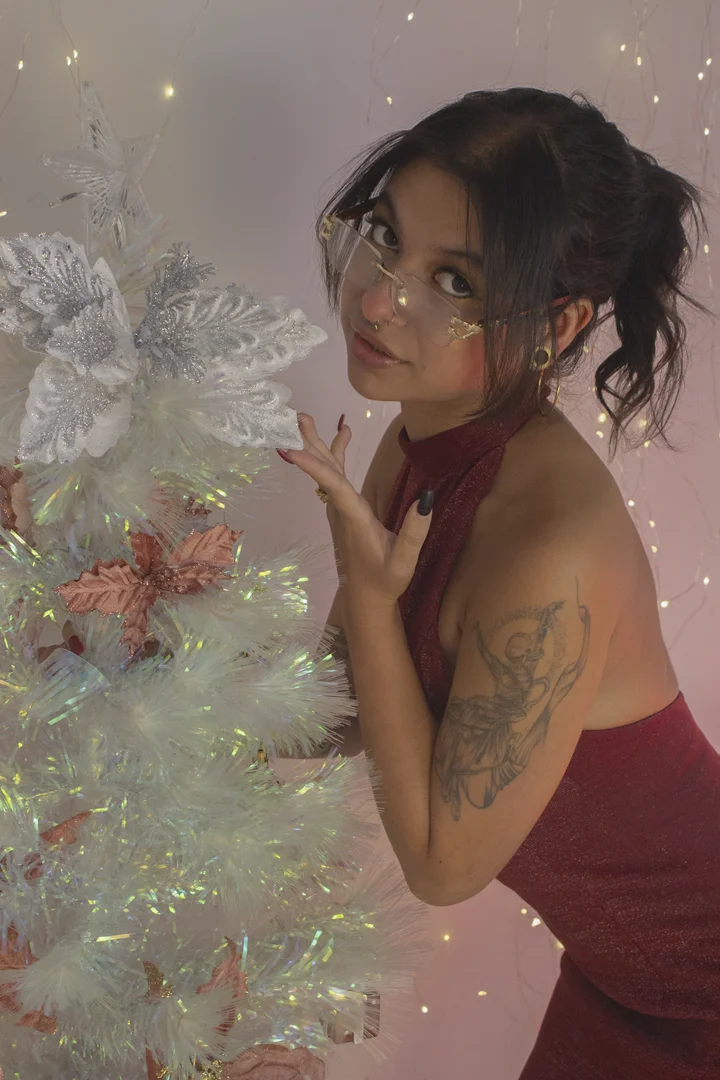 XXX Porn Photo of Nude larah_uwu 154