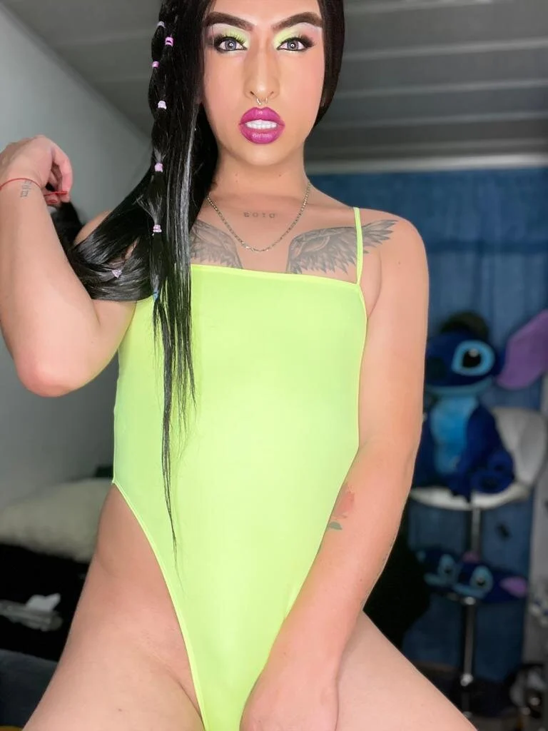 XXX Porn Photo of Nude shantal_brown1 3