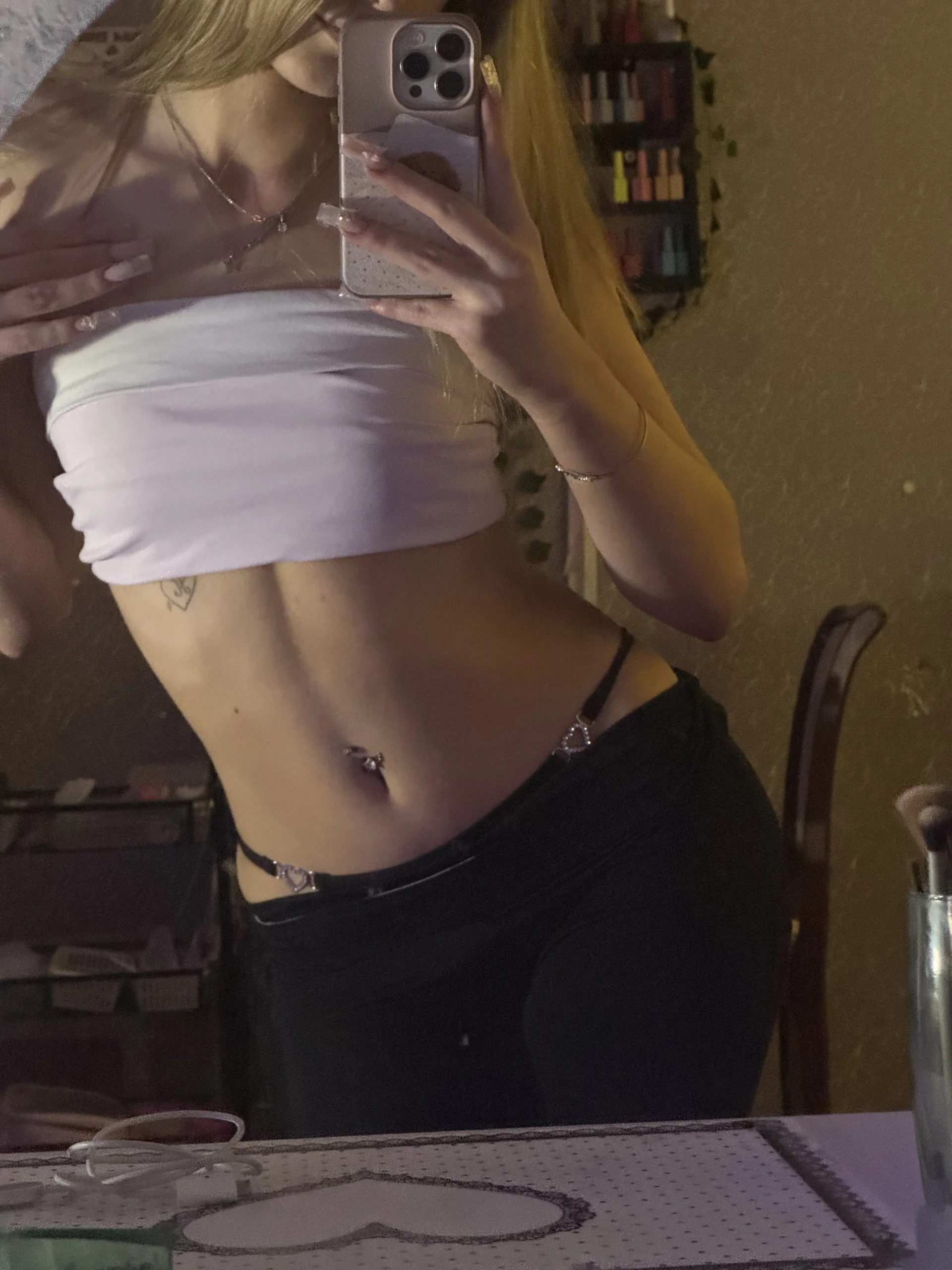 XXX Porn Photo of Nude amily_sunray 2