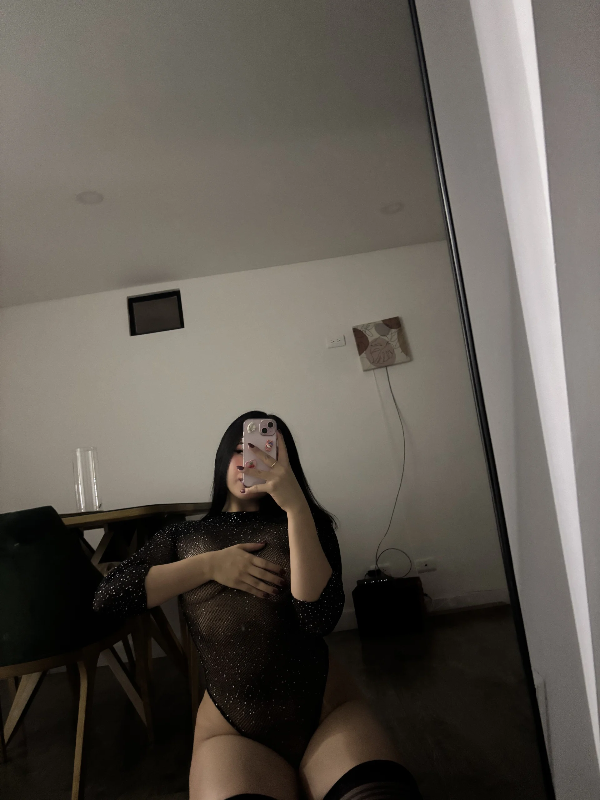 XXX Porn Photo of Nude Queen_liana 90