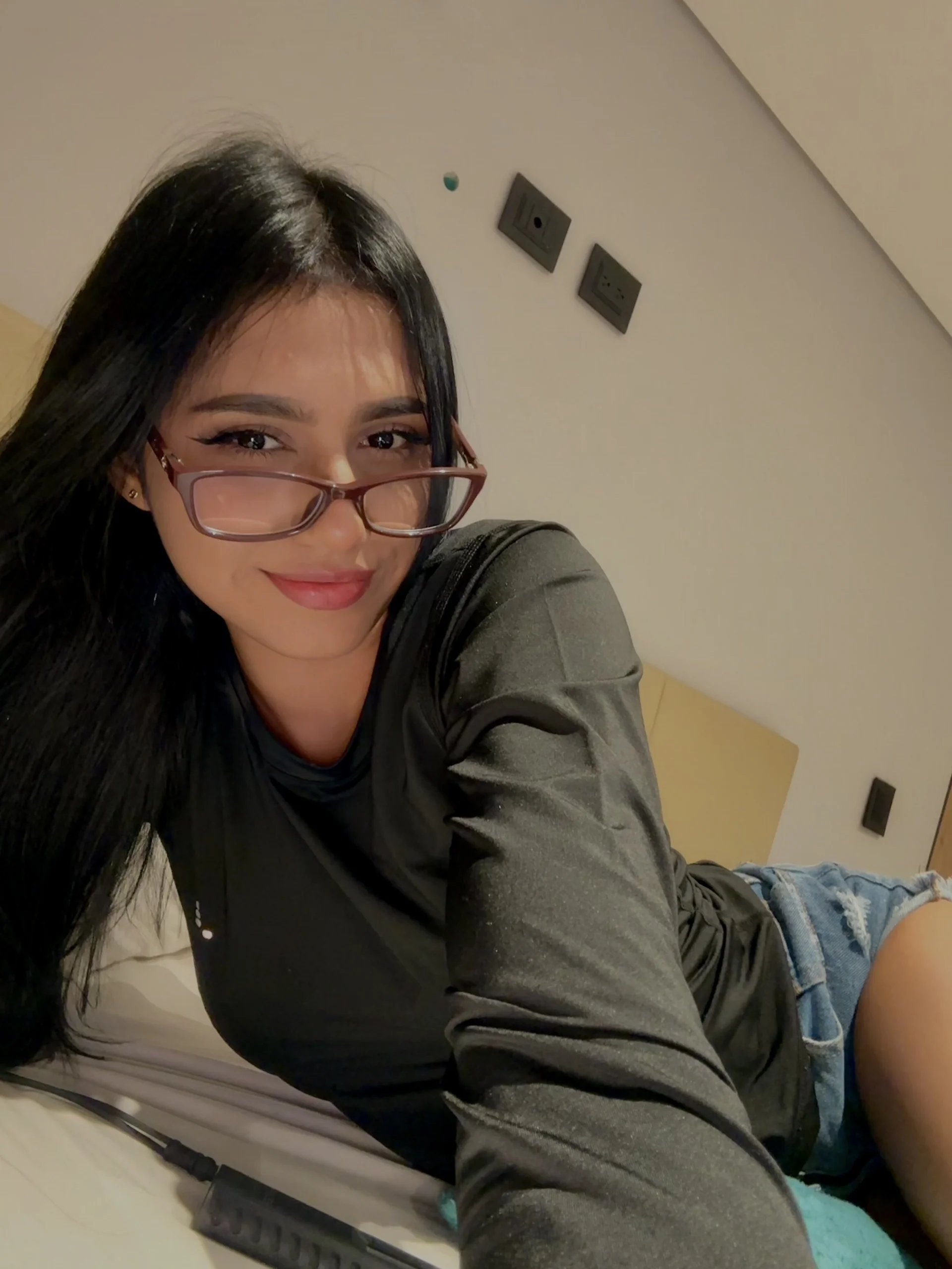 XXX Porn Photo of Nude Megan_juicy 8