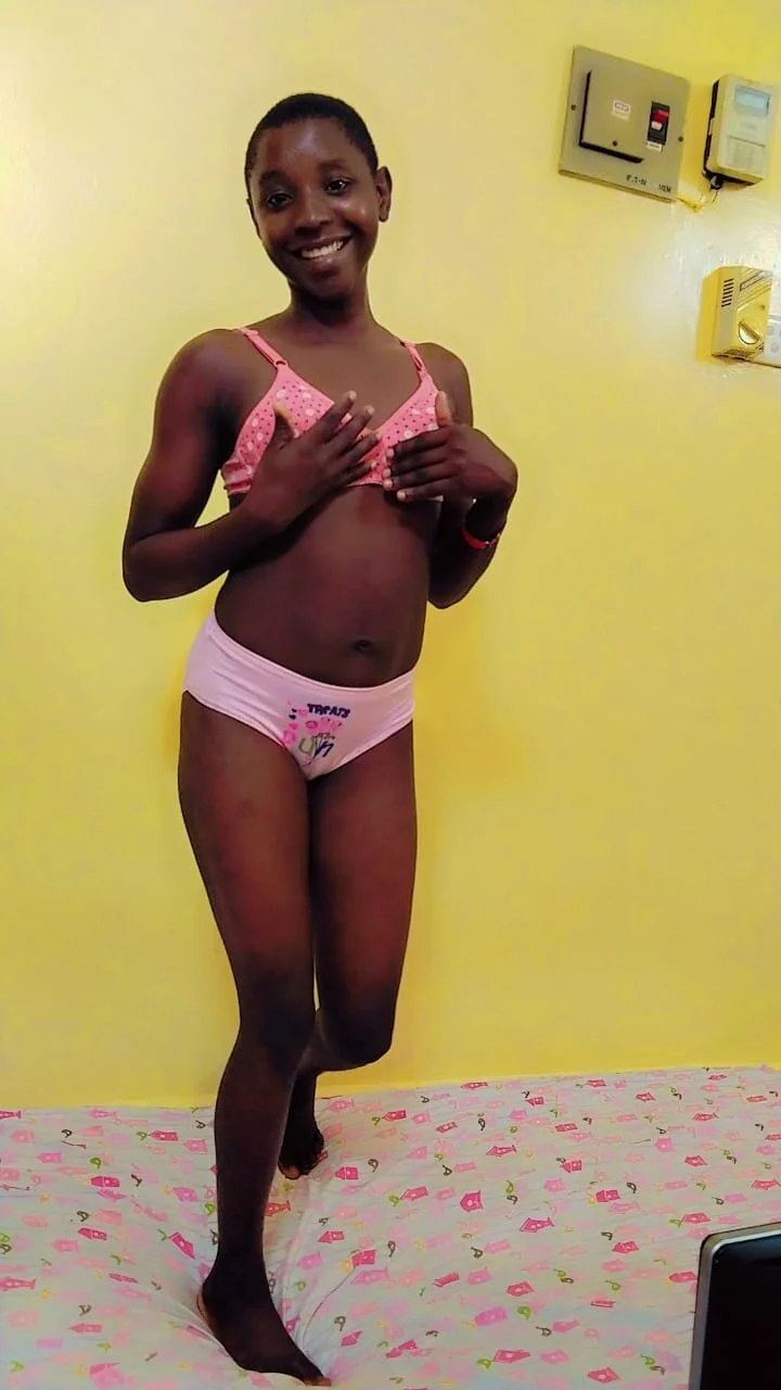 XXX Porn Photo of Nude hot_dijah 5
