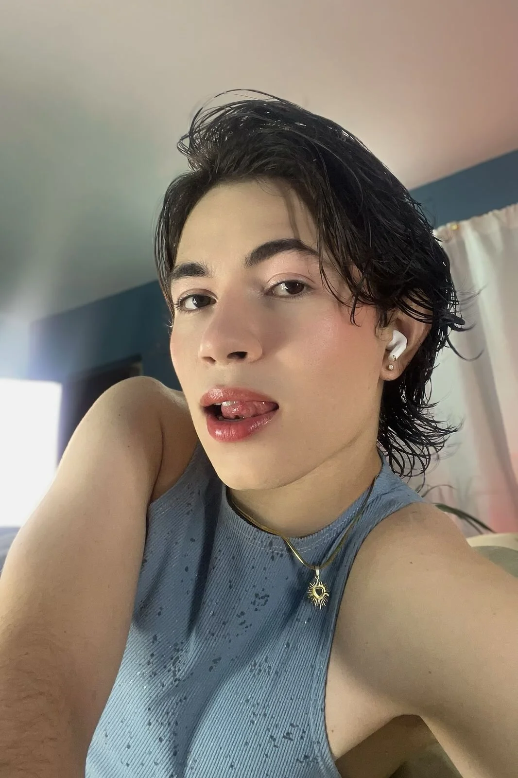 XXX Porn Photo of Nude Erelisstrip 1