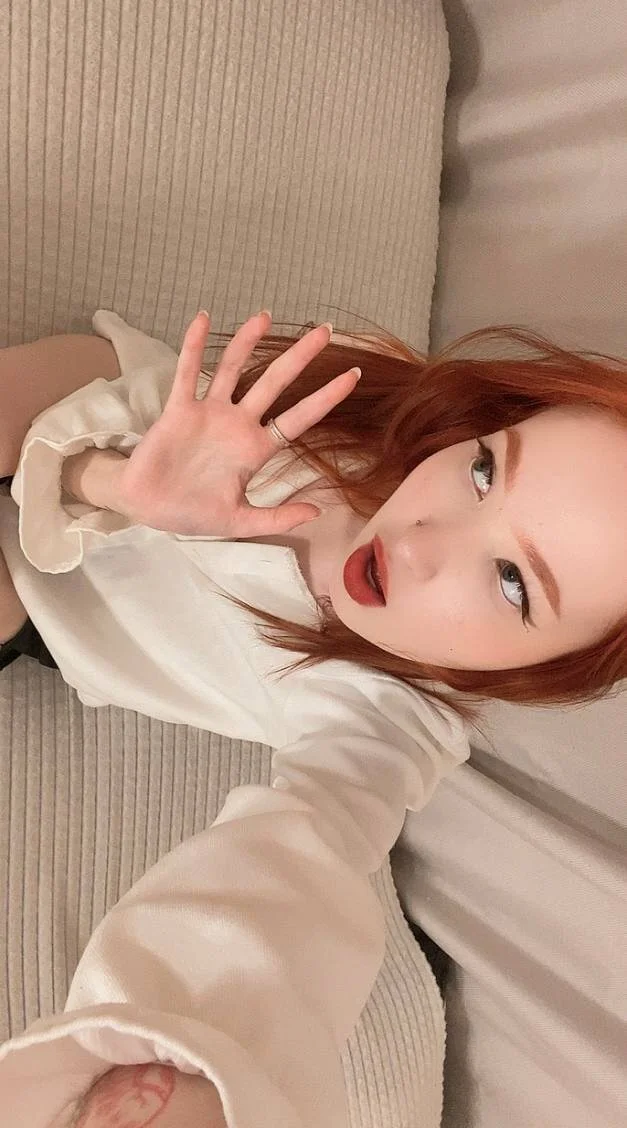 XXX Porn Photo of Nude sunflare_ 9