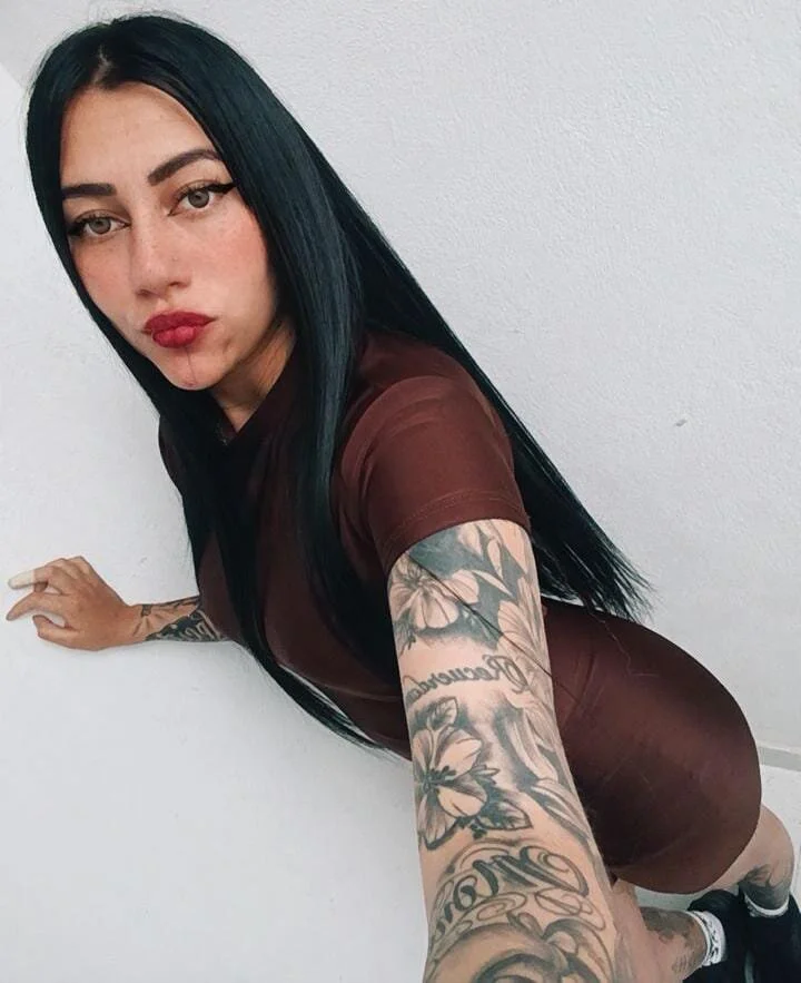 XXX Porn Photo of Nude HISIS_TAY 3