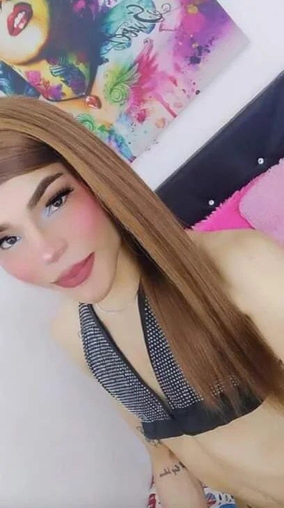 XXX Porn Photo of Nude Realbadbxtch 2