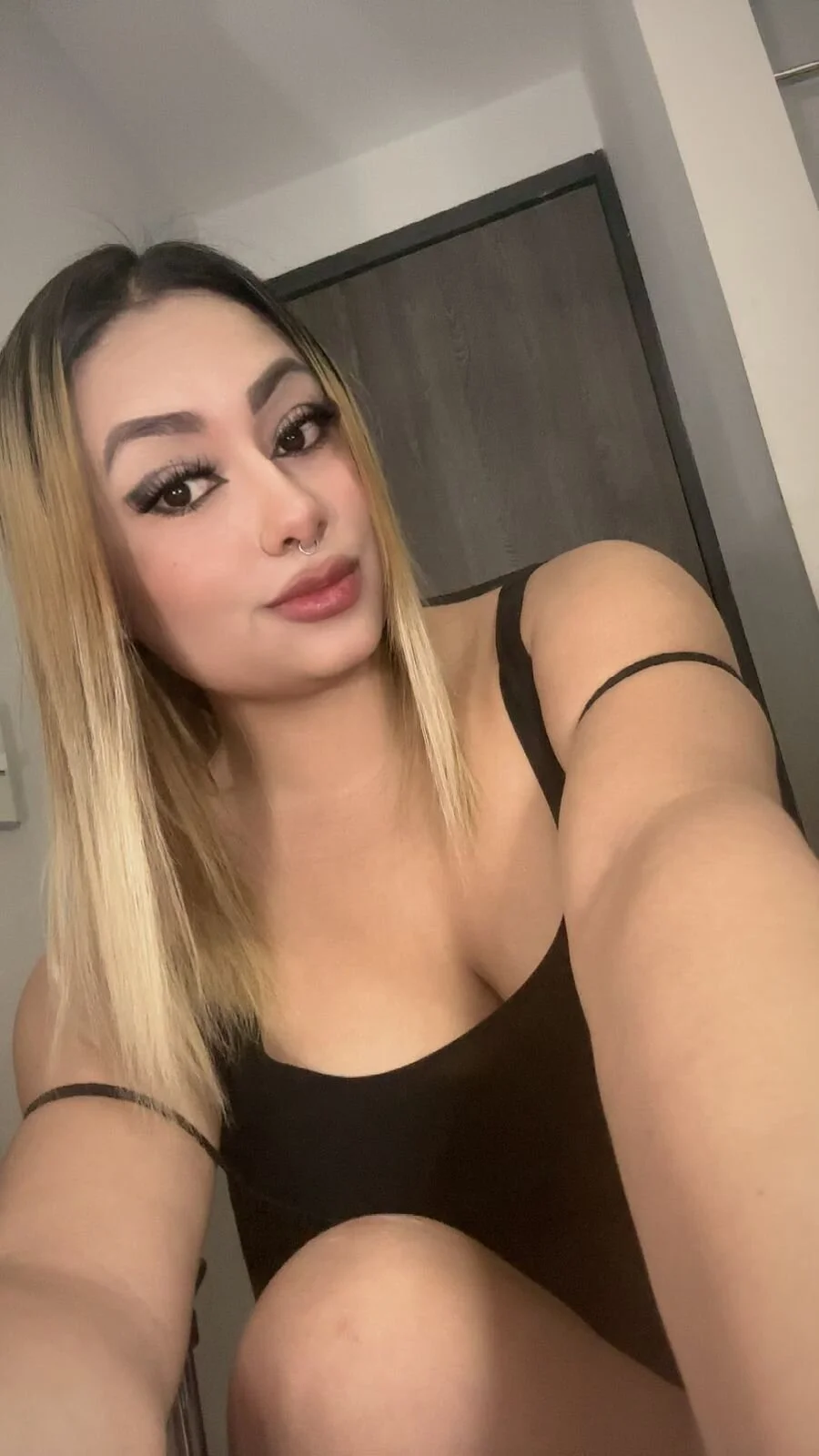 XXX Porn Photo of Nude valery_mew 1