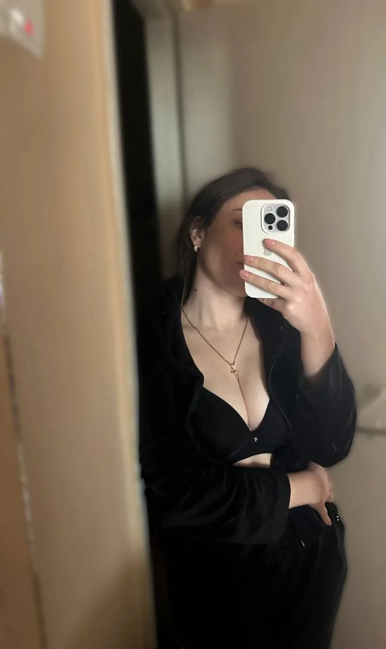 XXX Porn Photo of Nude MeadowEyes 1