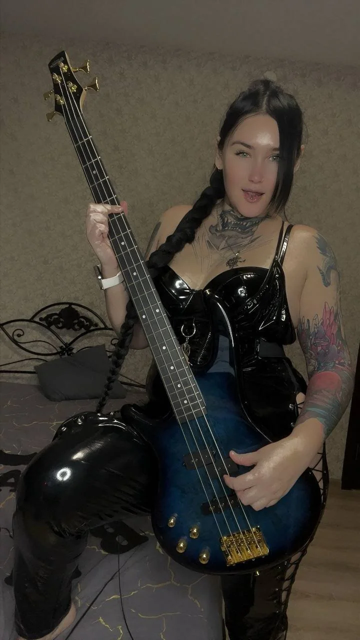XXX Porn Photo of Nude Emmybrightj_ 64