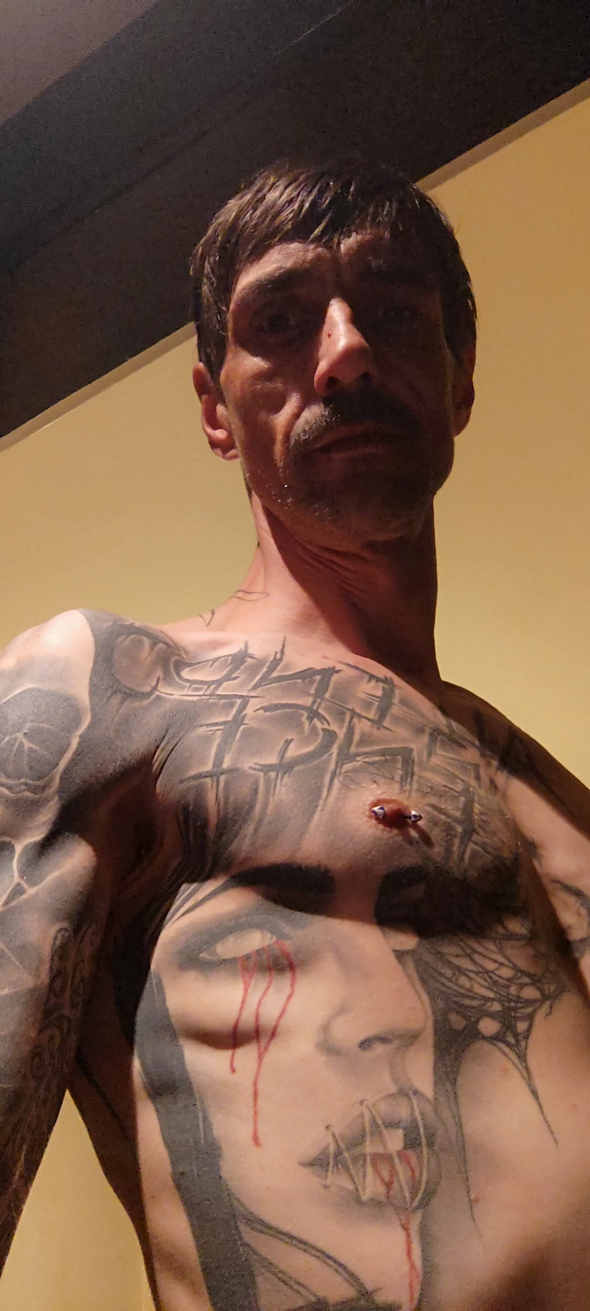 XXX Porn Photo of Nude Nutzer1208 11