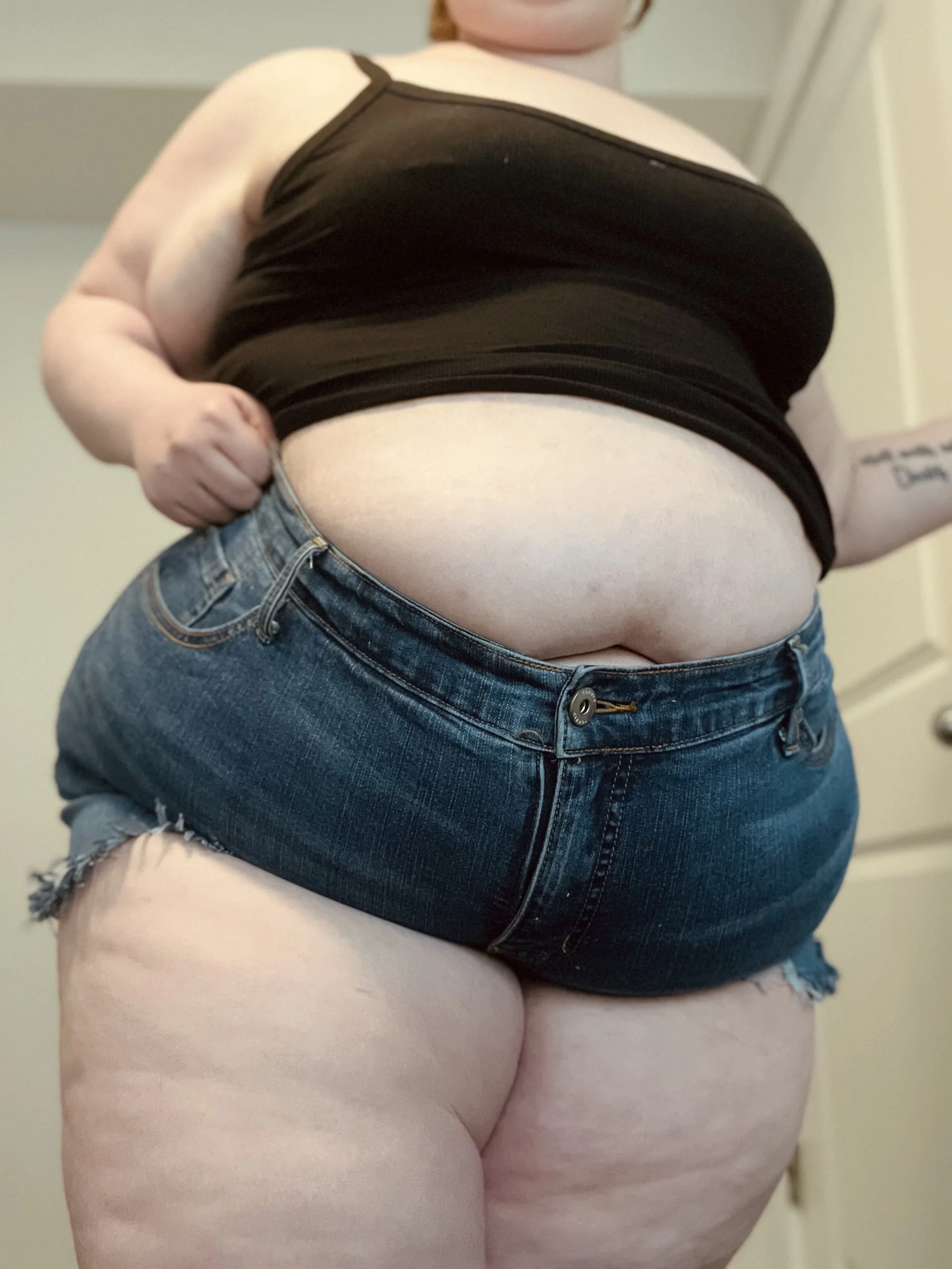 XXX Porn Photo of Nude fernisfat 3