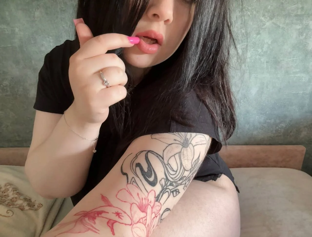 XXX Porn Photo of Nude Michelle_Host 3