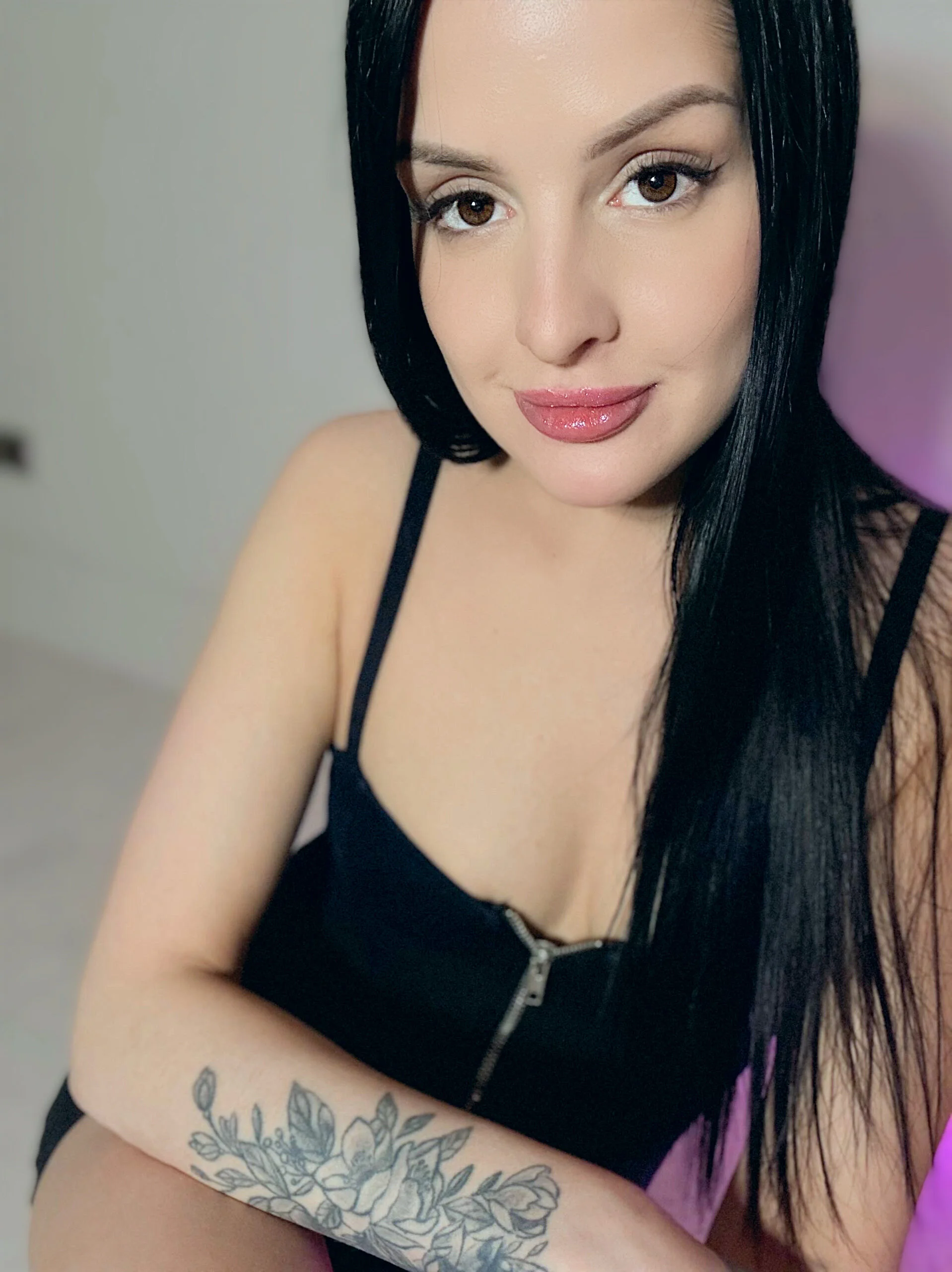 XXX Porn Photo of Nude Evaryn 69