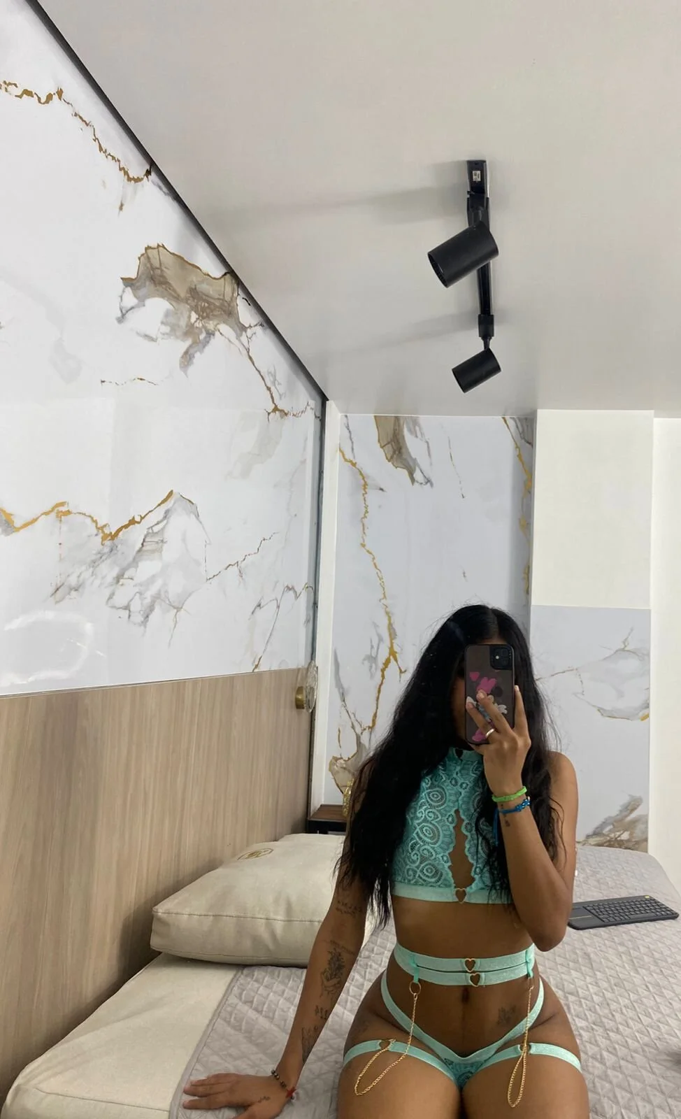 XXX Porn Photo of Nude pocahontas_pow 88