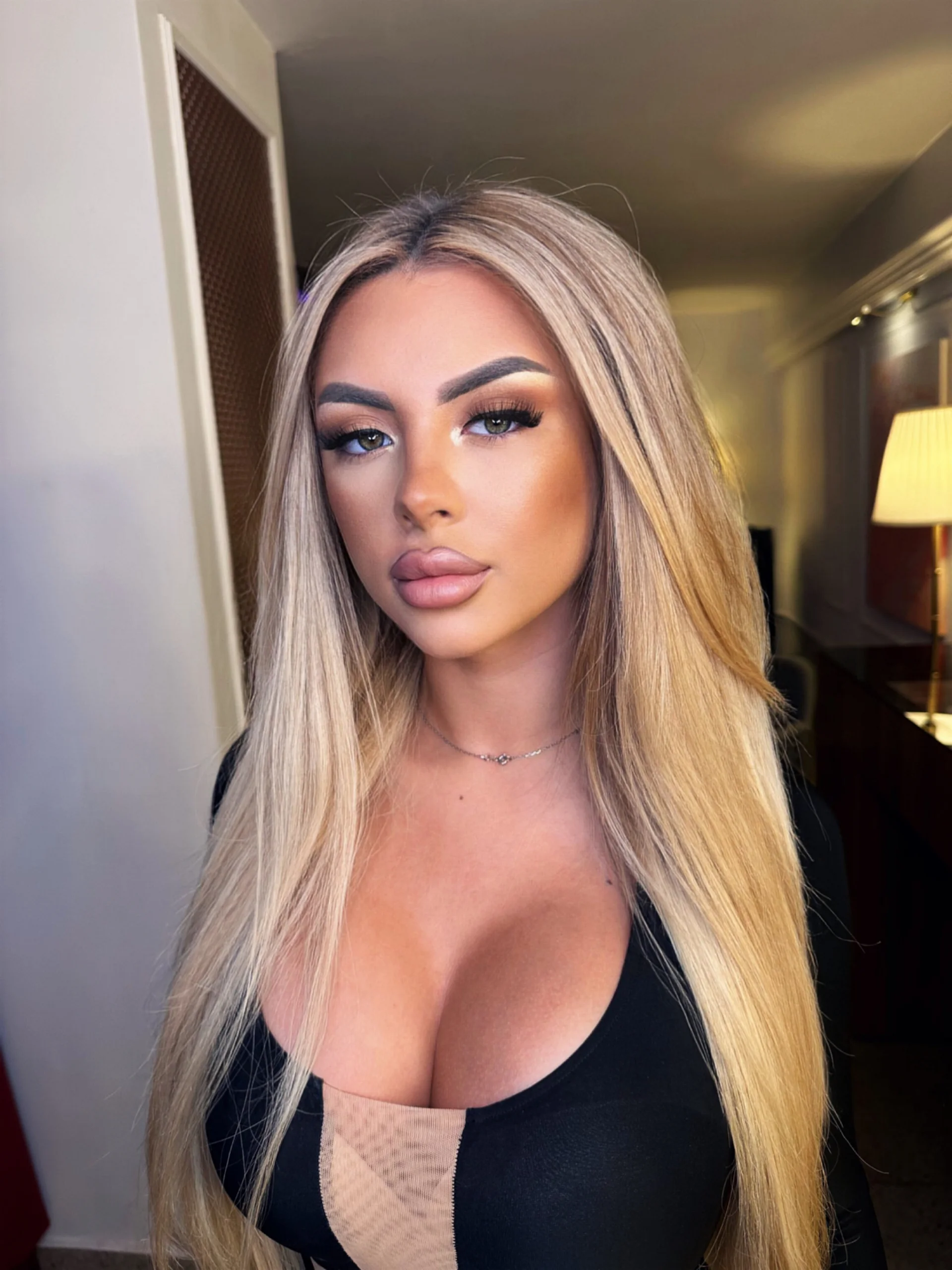 XXX Porn Photo of Nude IvyRubens 122