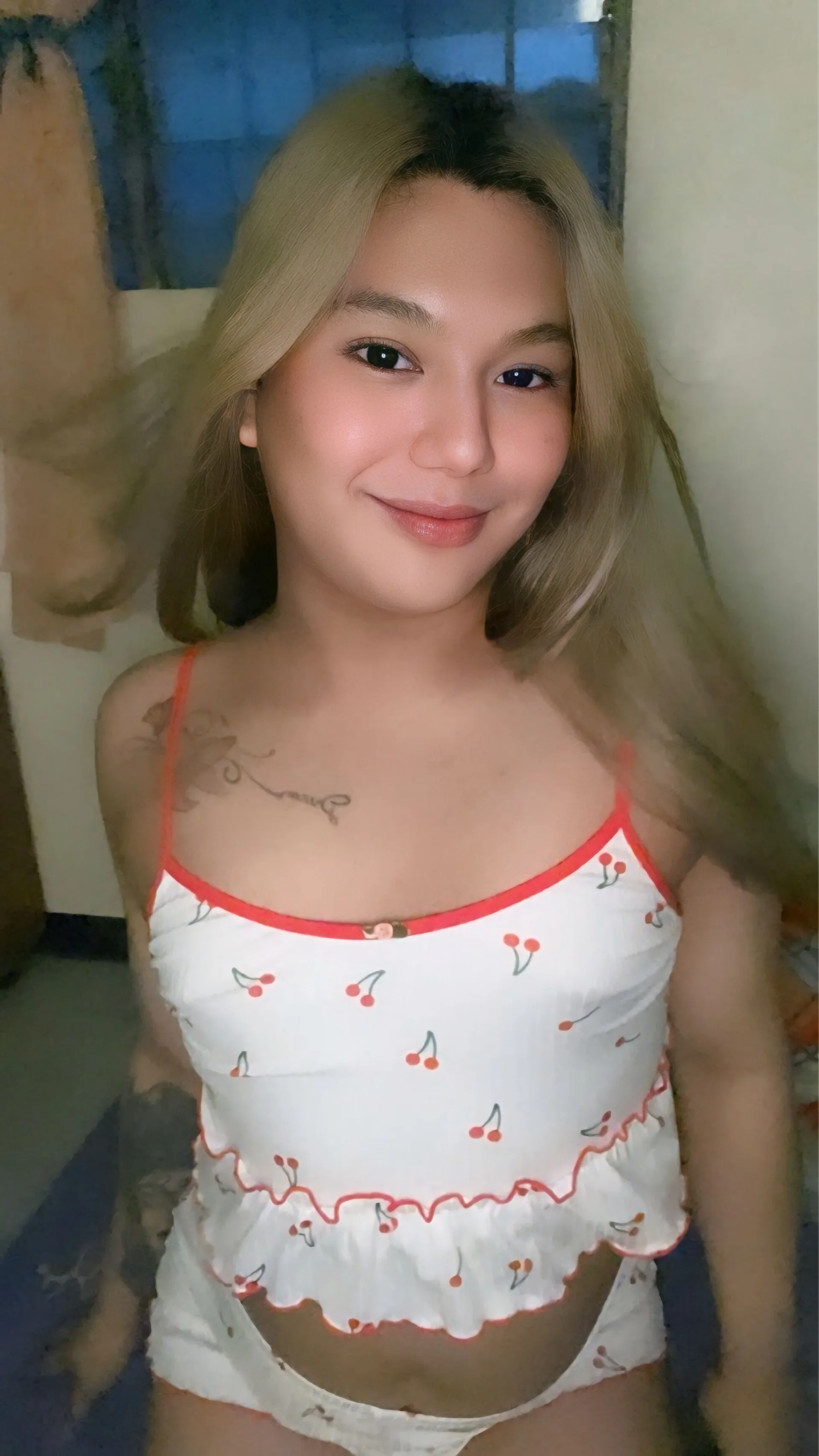 XXX Porn Photo of Nude YourBabyGirlMiles 4