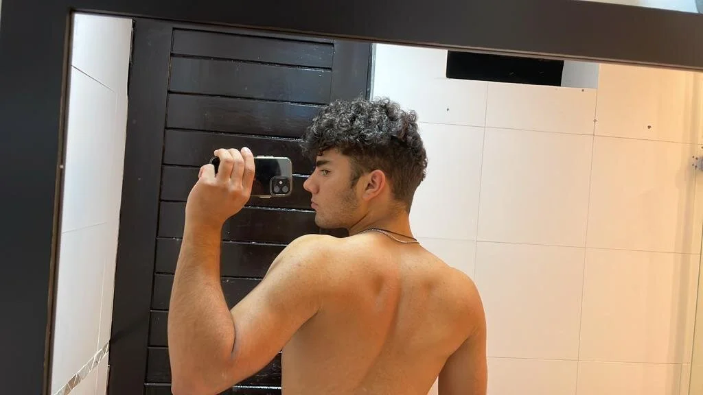 XXX Porn Photo of Nude caprywilliams 22
