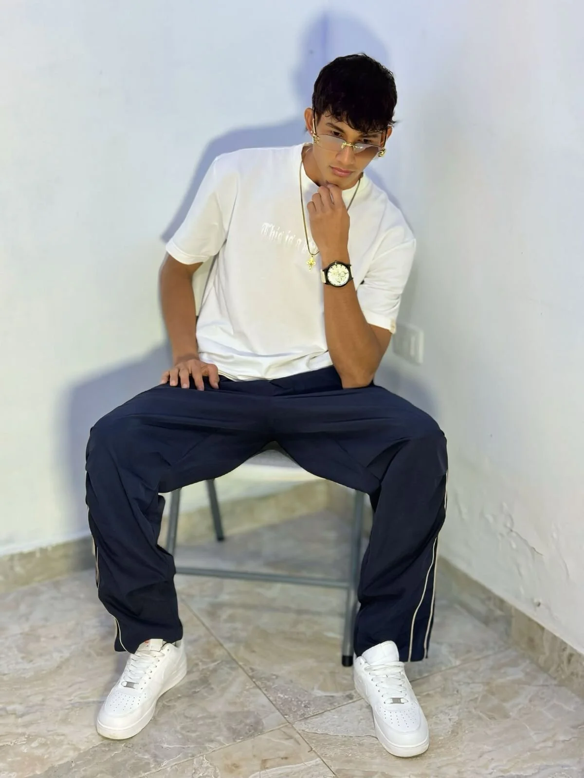 XXX Porn Photo of Nude angel_boy02 2