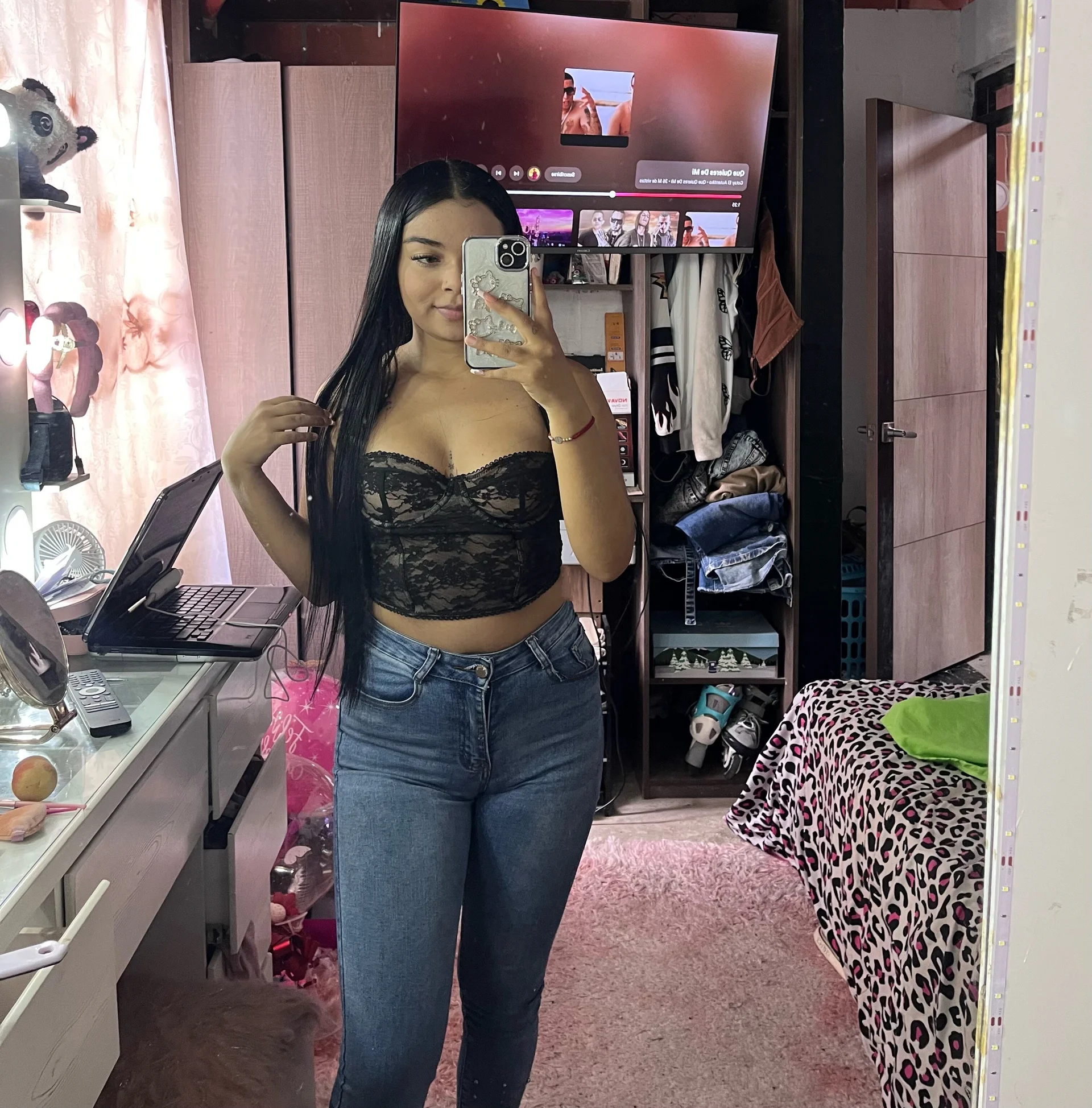 Molyjoliepetitte_245