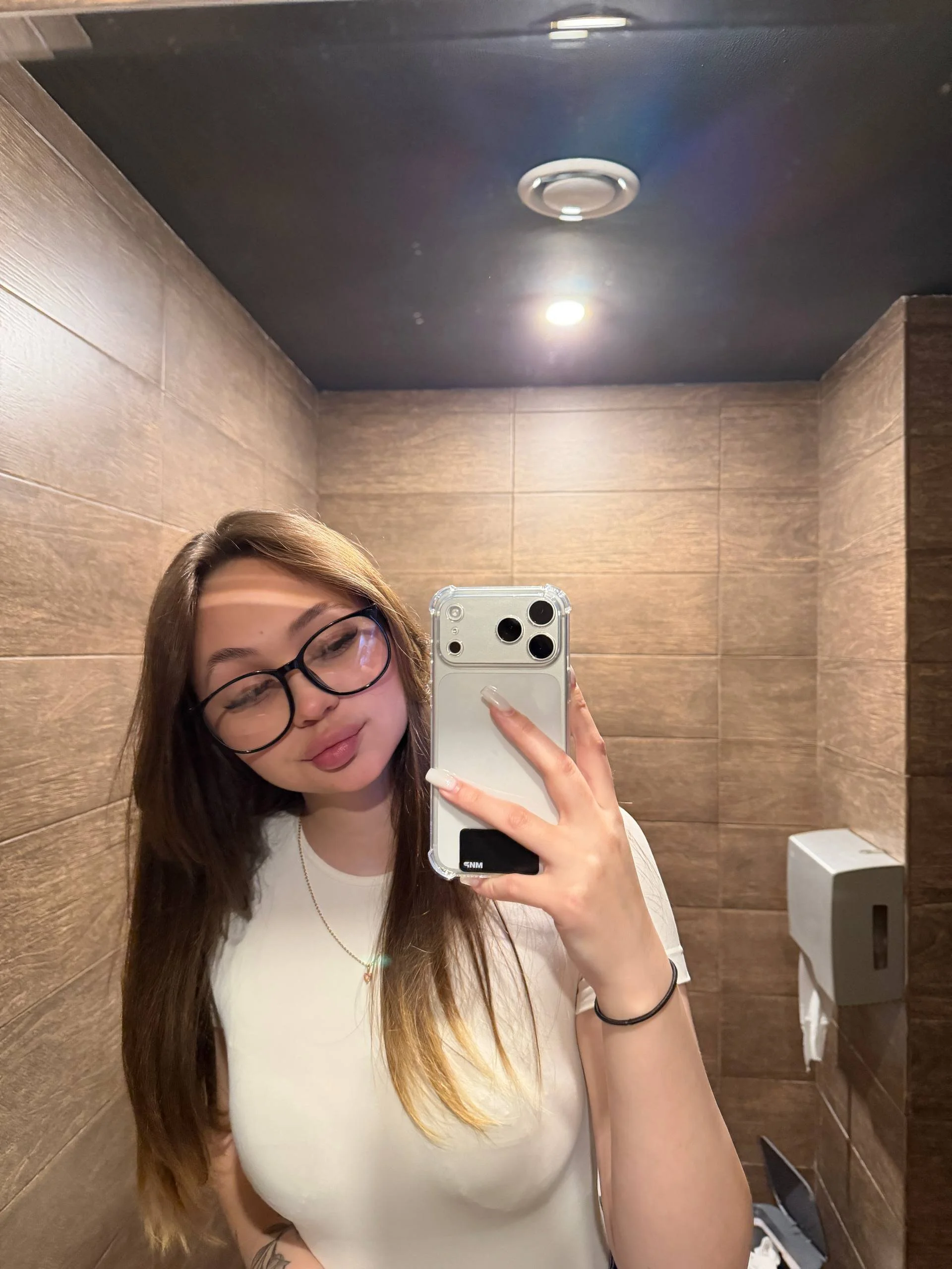 XXX Porn Photo of Nude Shycutiee 6
