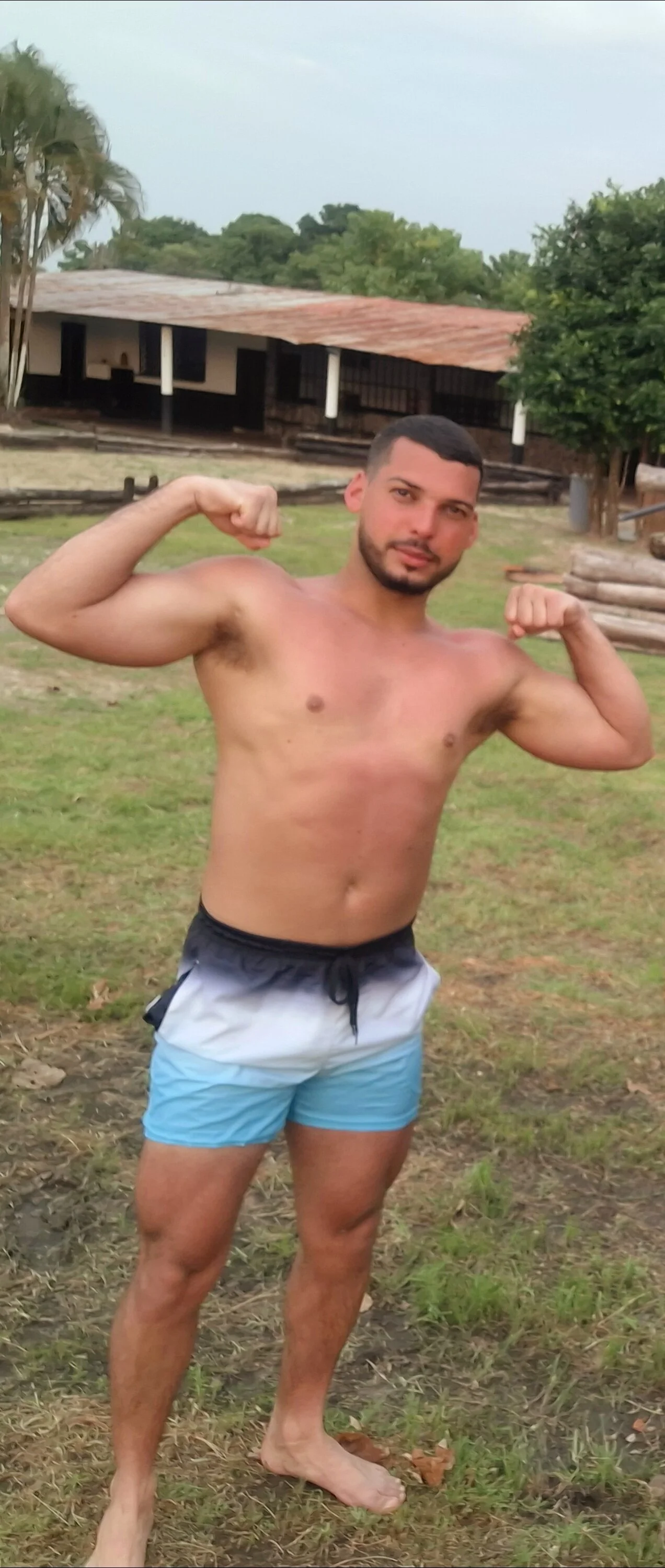 XXX Porn Photo of Nude HenryBenso 25