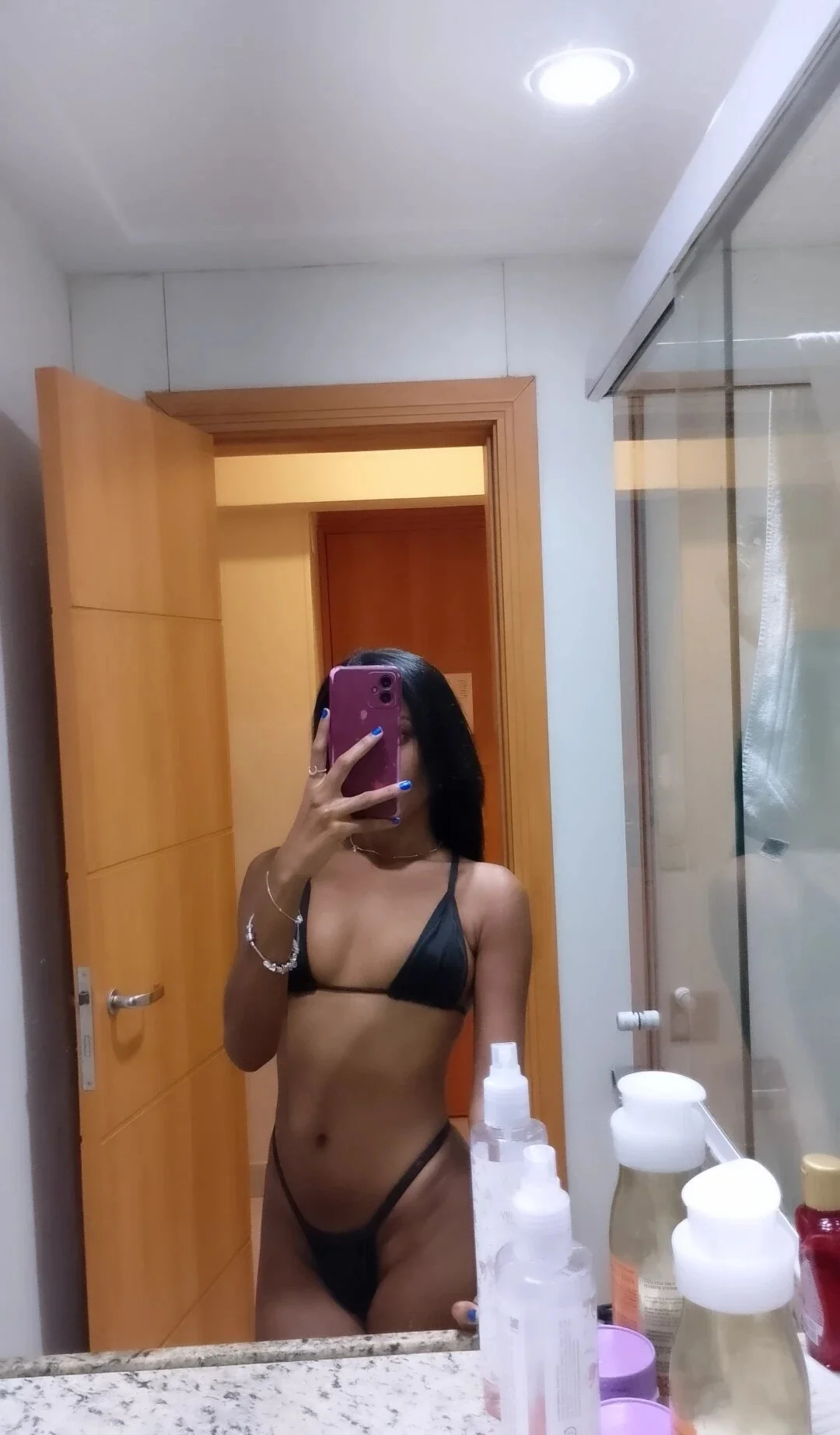 XXX Porn Photo of Nude Pretinha_st 3