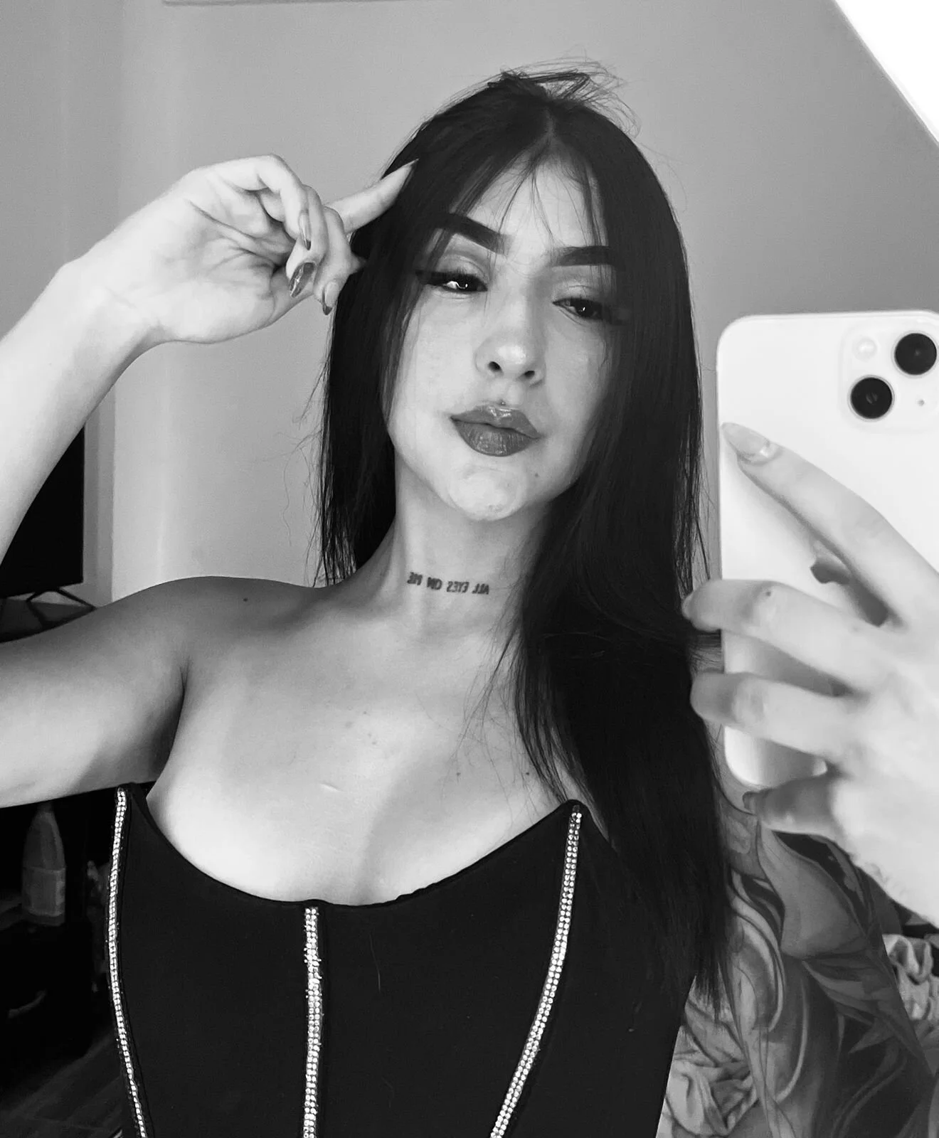 XXX Porn Photo of Nude Velvet_Rebel15 8